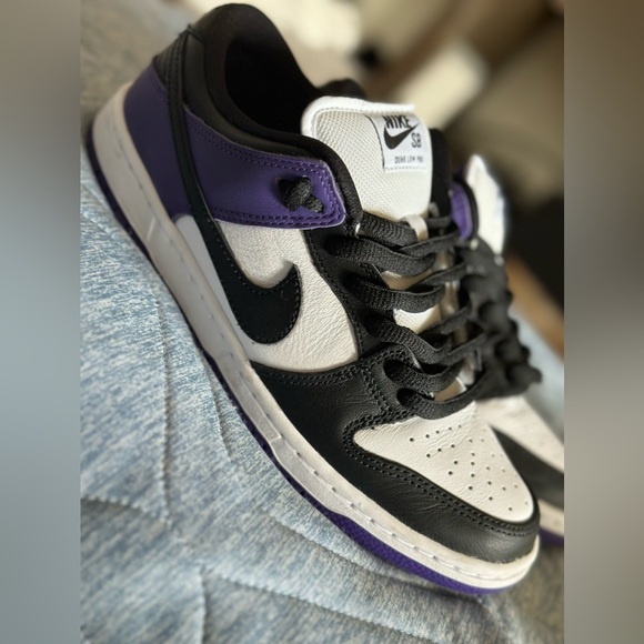 Nike SB Court Purple (7.5 M / 9W) - Picture 4 of 5